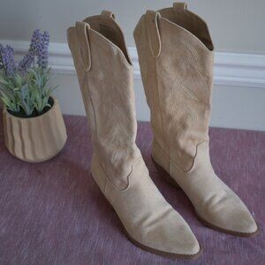 Ladies Embroidered Cowboy Boots